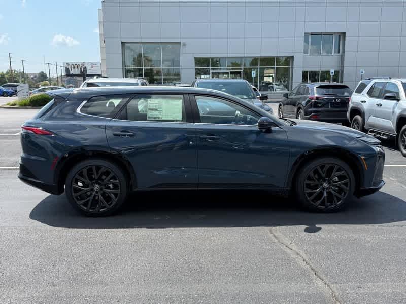 new 2025 Toyota Crown Signia car, priced at $49,988