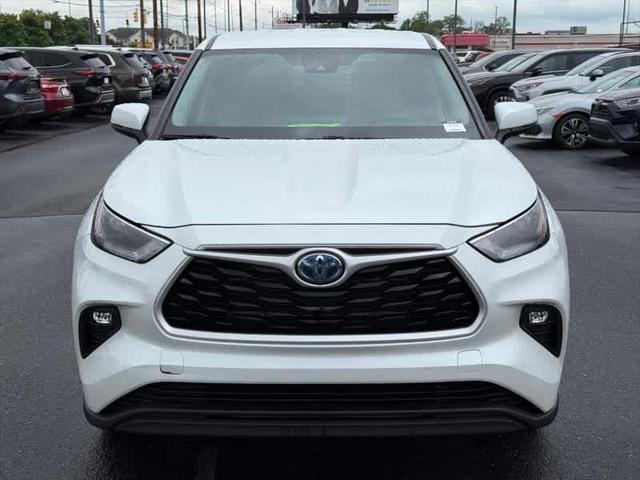 used 2023 Toyota Highlander Hybrid car, priced at $32,260