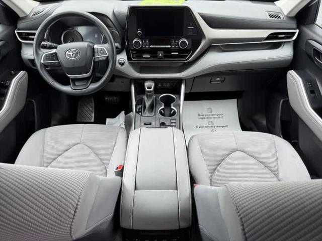 used 2023 Toyota Highlander Hybrid car, priced at $32,260