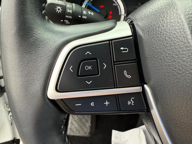 used 2023 Toyota Highlander Hybrid car, priced at $32,260