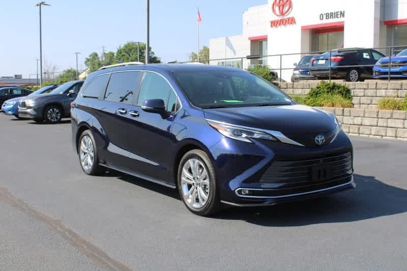 used 2022 Toyota Sienna car, priced at $50,979