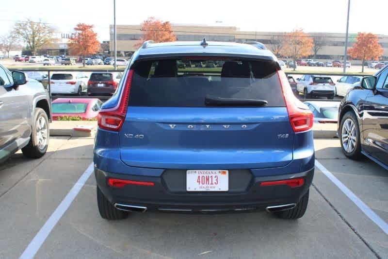 used 2019 Volvo XC40 car, priced at $24,460