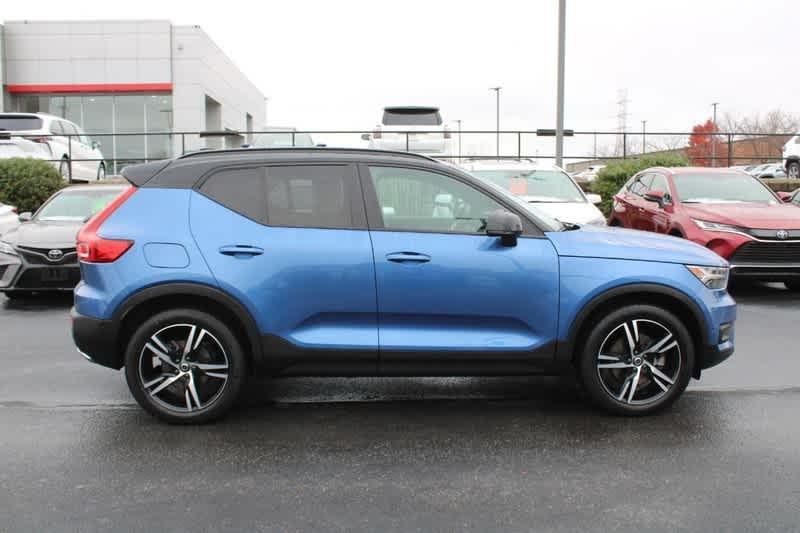 used 2019 Volvo XC40 car, priced at $24,460