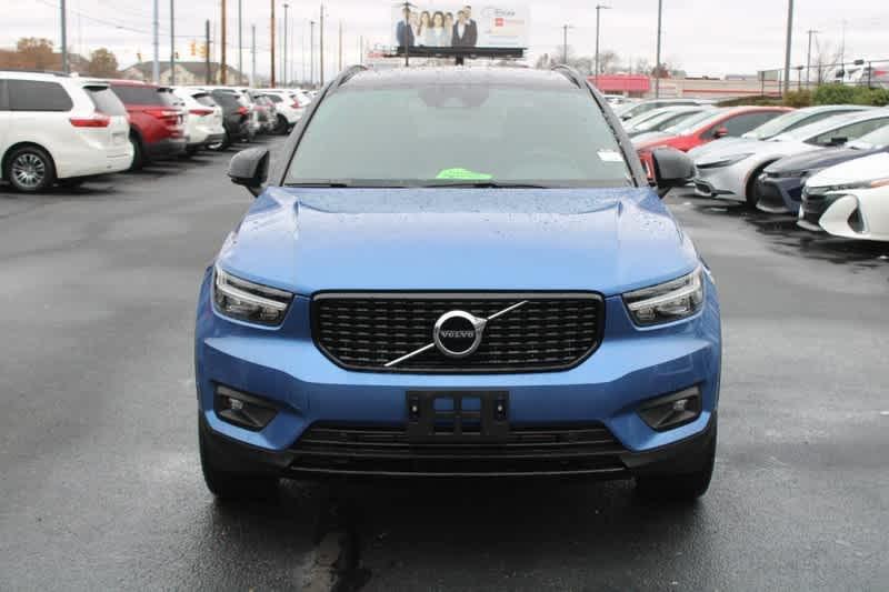 used 2019 Volvo XC40 car, priced at $24,460