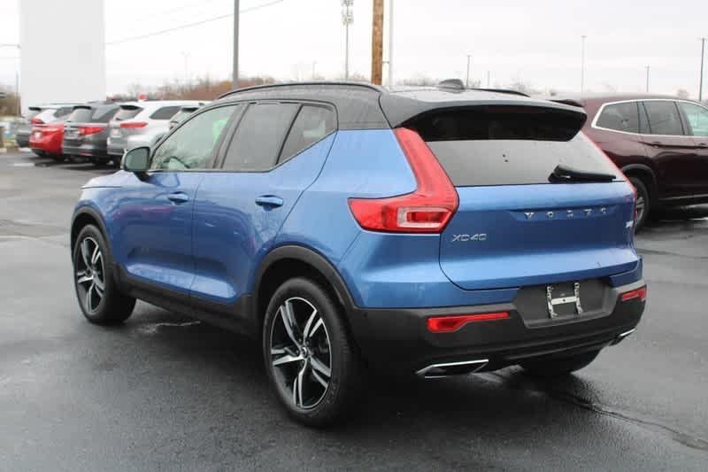 used 2019 Volvo XC40 car, priced at $24,460