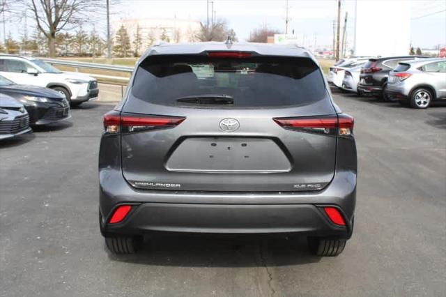 used 2024 Toyota Highlander car, priced at $41,960