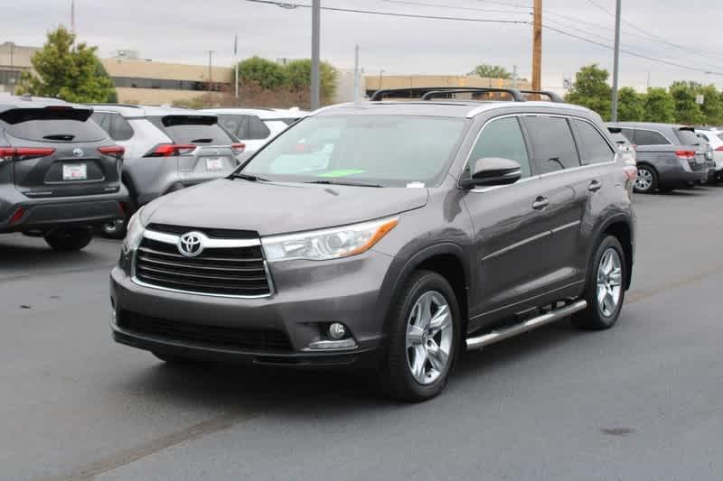 used 2016 Toyota Highlander car, priced at $21,960