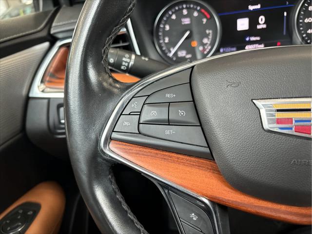 used 2022 Cadillac XT5 car, priced at $33,977