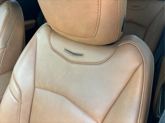 used 2024 Cadillac XT4 car, priced at $39,977