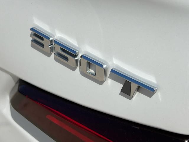 used 2022 Cadillac XT4 car, priced at $29,977