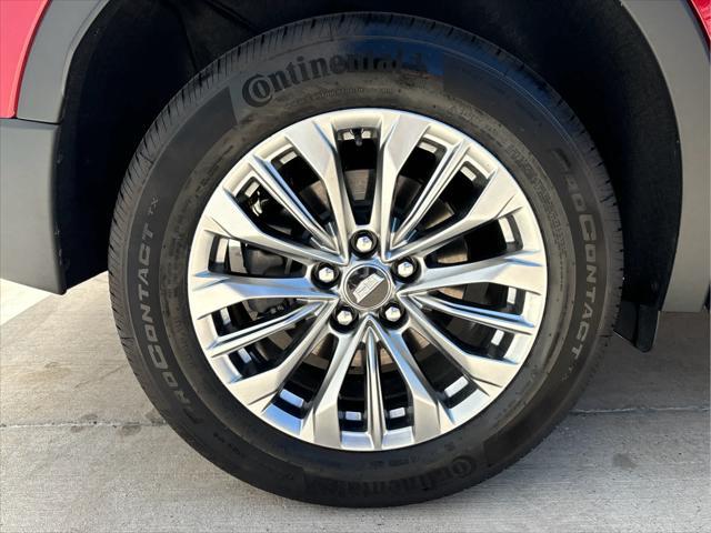 used 2024 Cadillac XT4 car, priced at $42,977