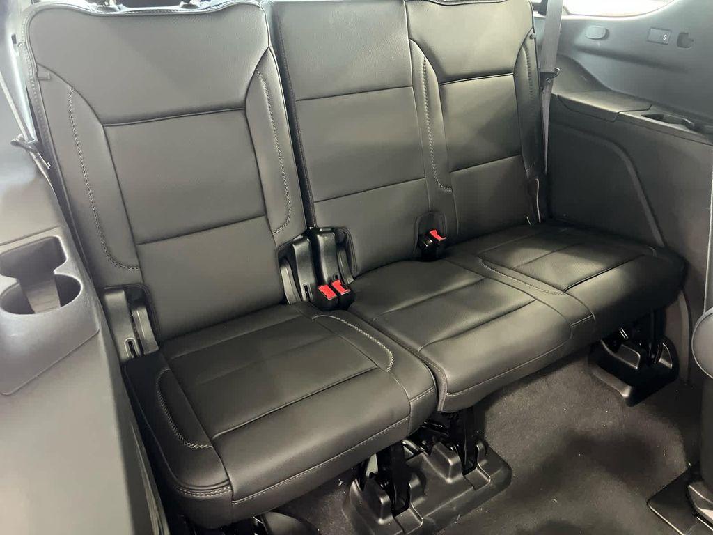used 2023 GMC Yukon car, priced at $64,995