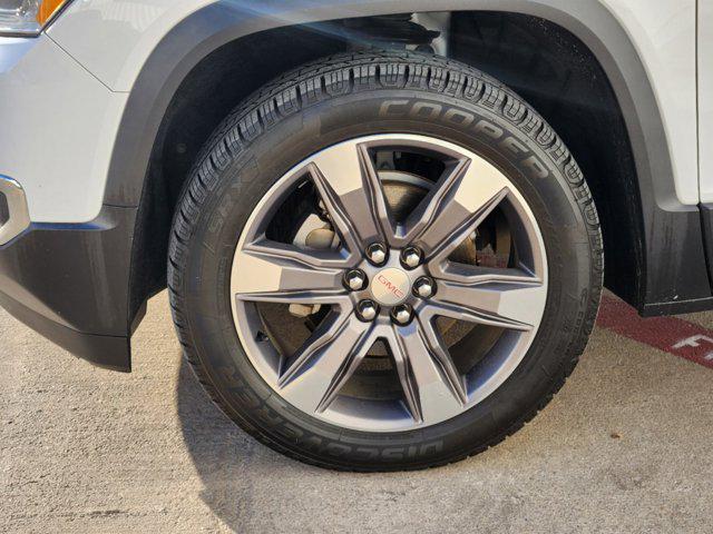 used 2019 GMC Acadia car, priced at $23,995