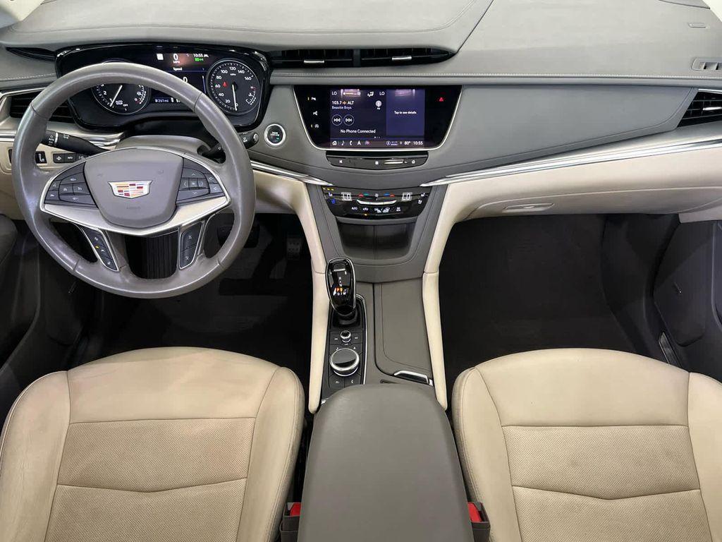 used 2021 Cadillac XT5 car, priced at $26,995
