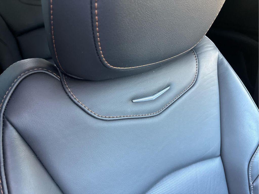 used 2022 Cadillac XT4 car, priced at $30,995