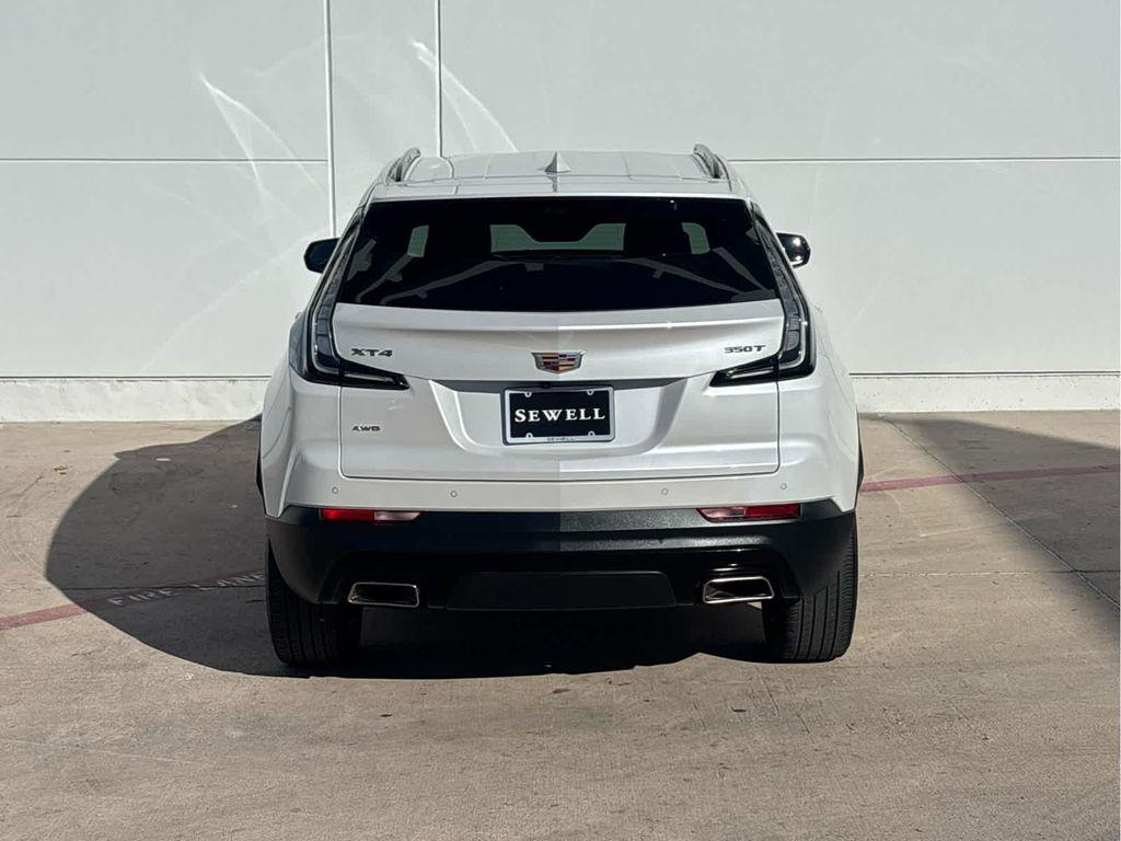 used 2022 Cadillac XT4 car, priced at $30,995