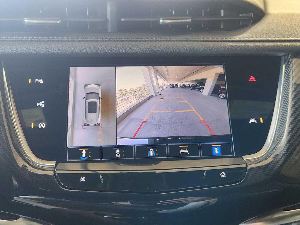 new 2025 Cadillac XT6 car, priced at $65,865