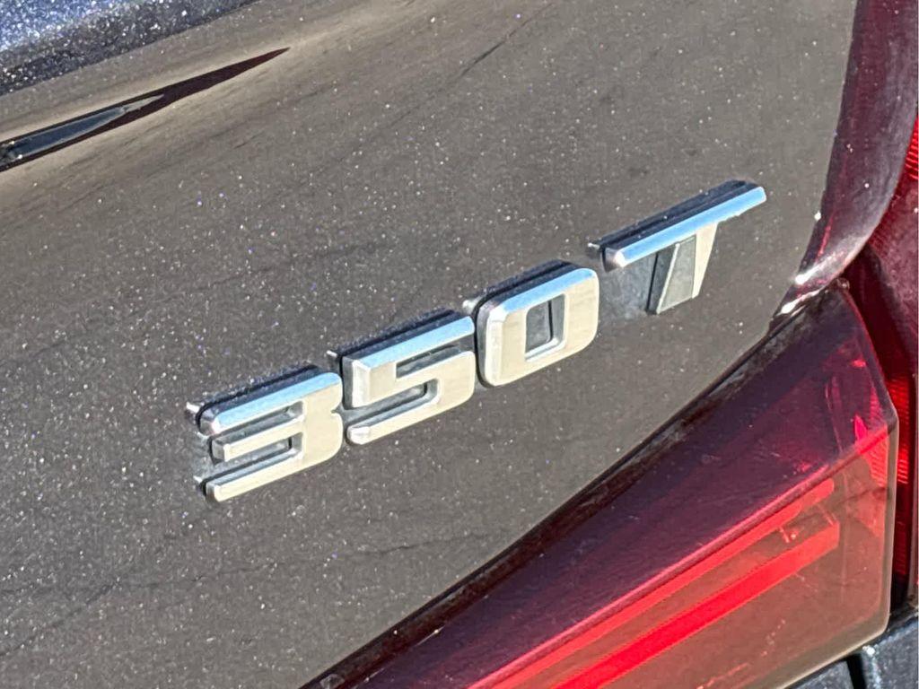 used 2023 Cadillac XT4 car, priced at $30,995