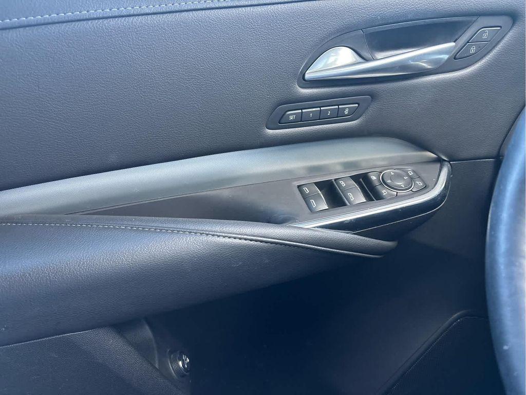 used 2023 Cadillac XT4 car, priced at $30,995