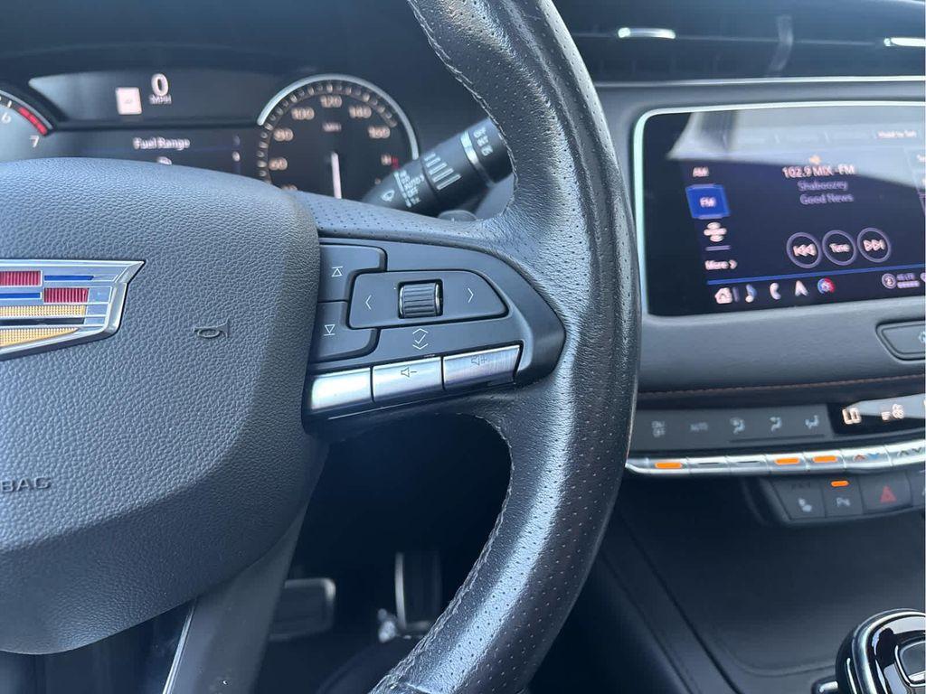 used 2023 Cadillac XT4 car, priced at $26,995