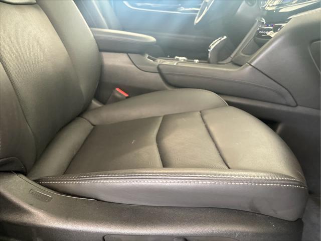 used 2023 Cadillac XT6 car, priced at $43,977