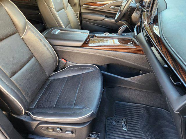 used 2022 Cadillac Escalade ESV car, priced at $77,996