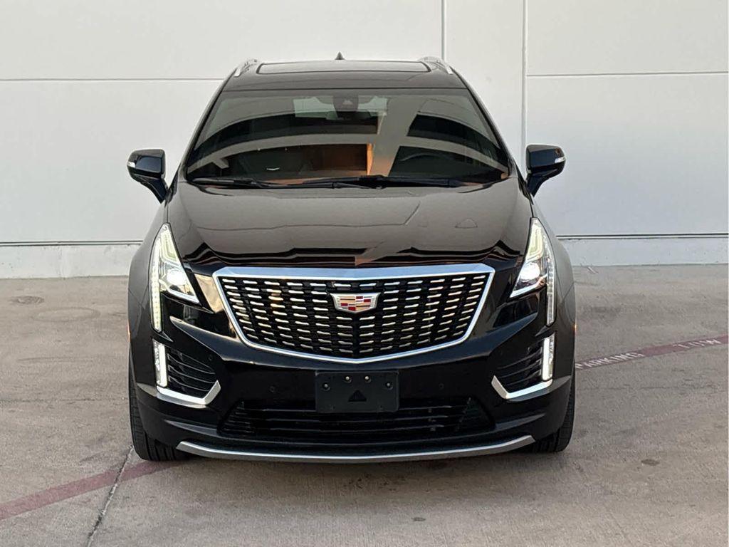 used 2025 Cadillac XT5 car, priced at $40,995