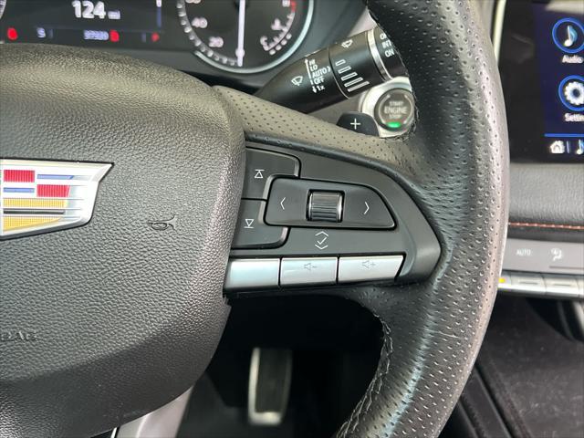 used 2021 Cadillac XT4 car, priced at $27,995
