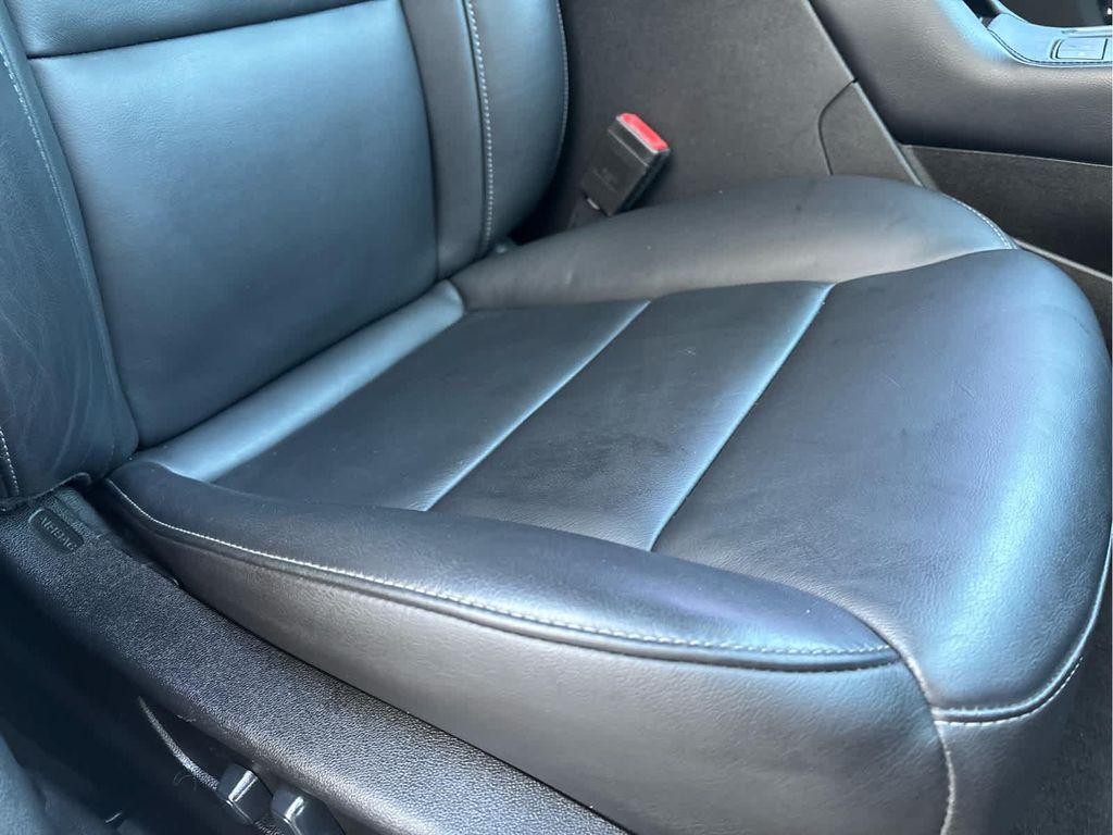 used 2019 Cadillac XT4 car, priced at $18,995