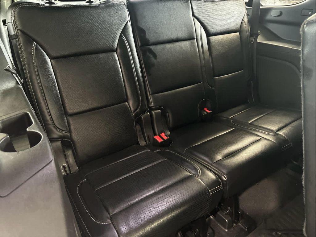 used 2022 GMC Yukon car, priced at $40,995