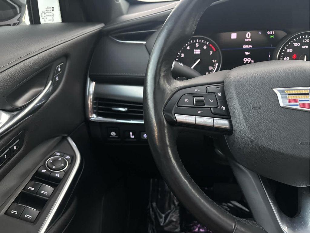 used 2020 Cadillac XT4 car, priced at $24,995