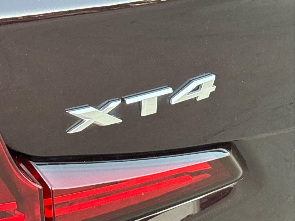 used 2020 Cadillac XT4 car, priced at $24,995
