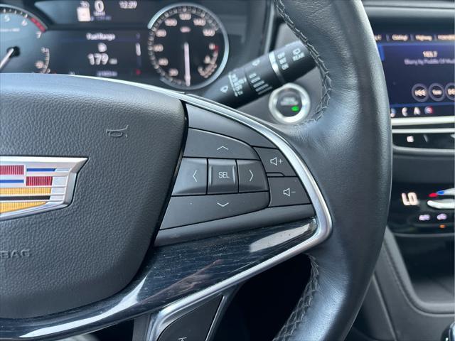 used 2024 Cadillac XT5 car, priced at $41,977