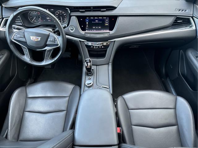 used 2024 Cadillac XT5 car, priced at $41,977