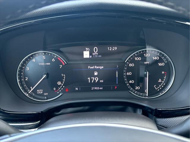 used 2024 Cadillac XT5 car, priced at $41,977