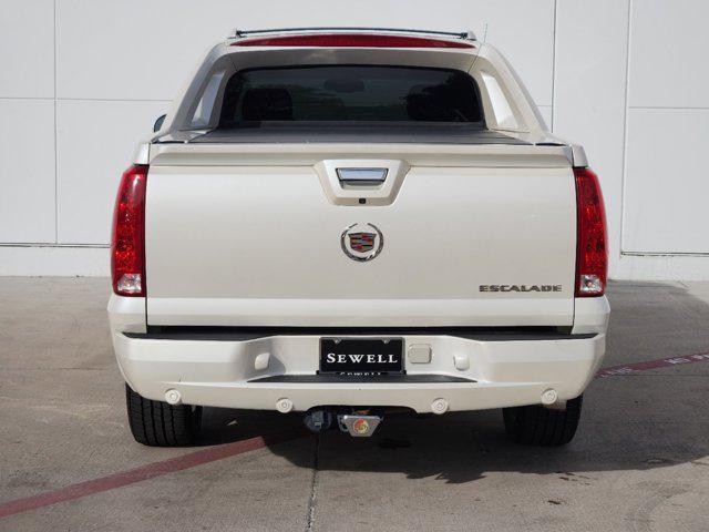 used 2011 Cadillac Escalade EXT car, priced at $17,995