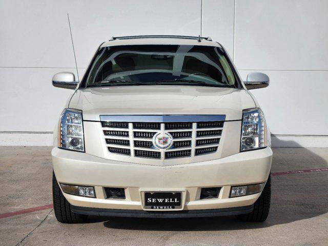 used 2011 Cadillac Escalade EXT car, priced at $17,995