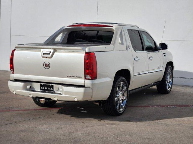 used 2011 Cadillac Escalade EXT car, priced at $17,995