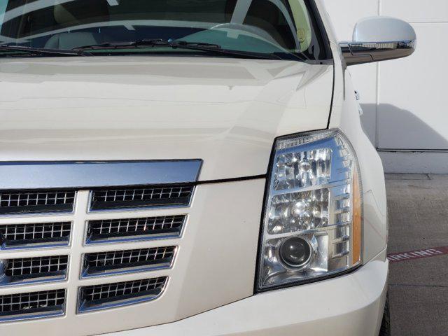 used 2011 Cadillac Escalade EXT car, priced at $17,995