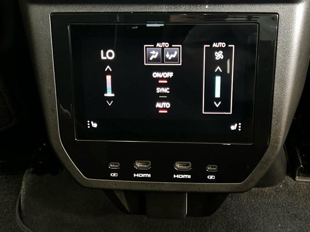used 2025 GMC Yukon XL car, priced at $99,977