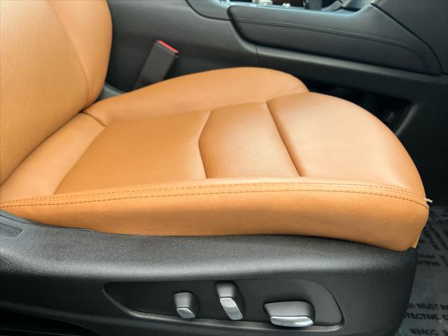 used 2024 Cadillac XT5 car, priced at $44,977