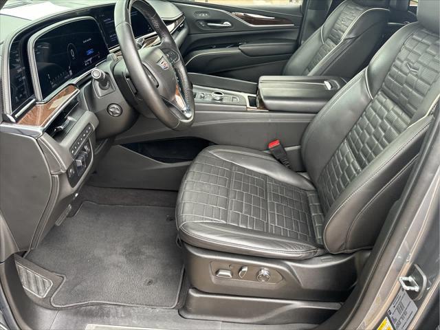 used 2022 Cadillac Escalade ESV car, priced at $79,995