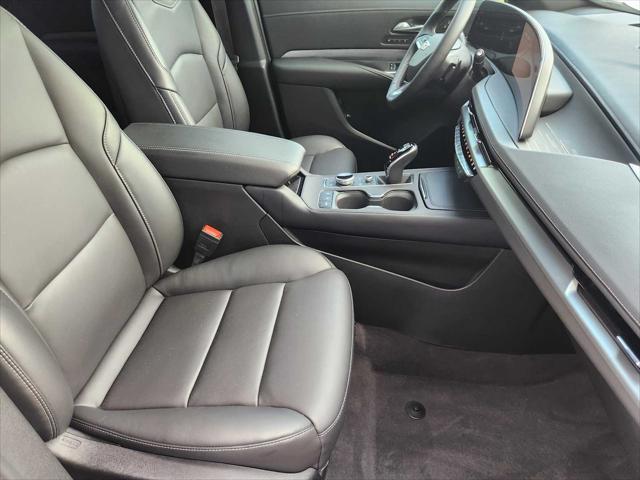 new 2025 Cadillac XT4 car, priced at $46,490