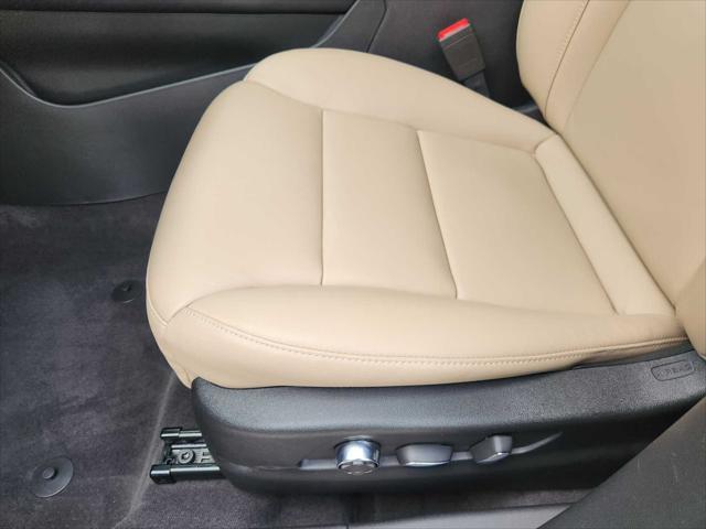 new 2025 Cadillac XT4 car, priced at $49,595