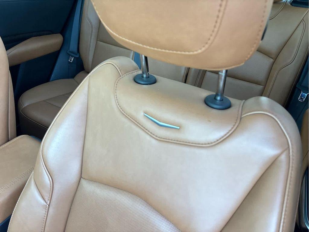 used 2020 Cadillac XT4 car, priced at $19,995