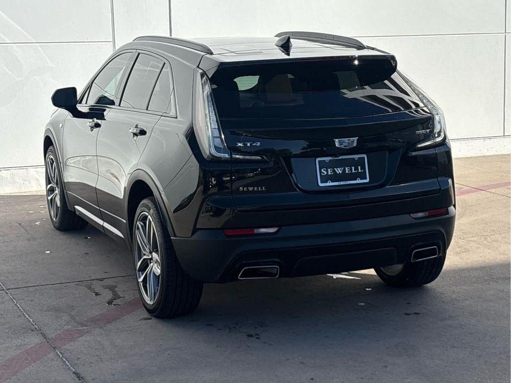 used 2020 Cadillac XT4 car, priced at $19,995