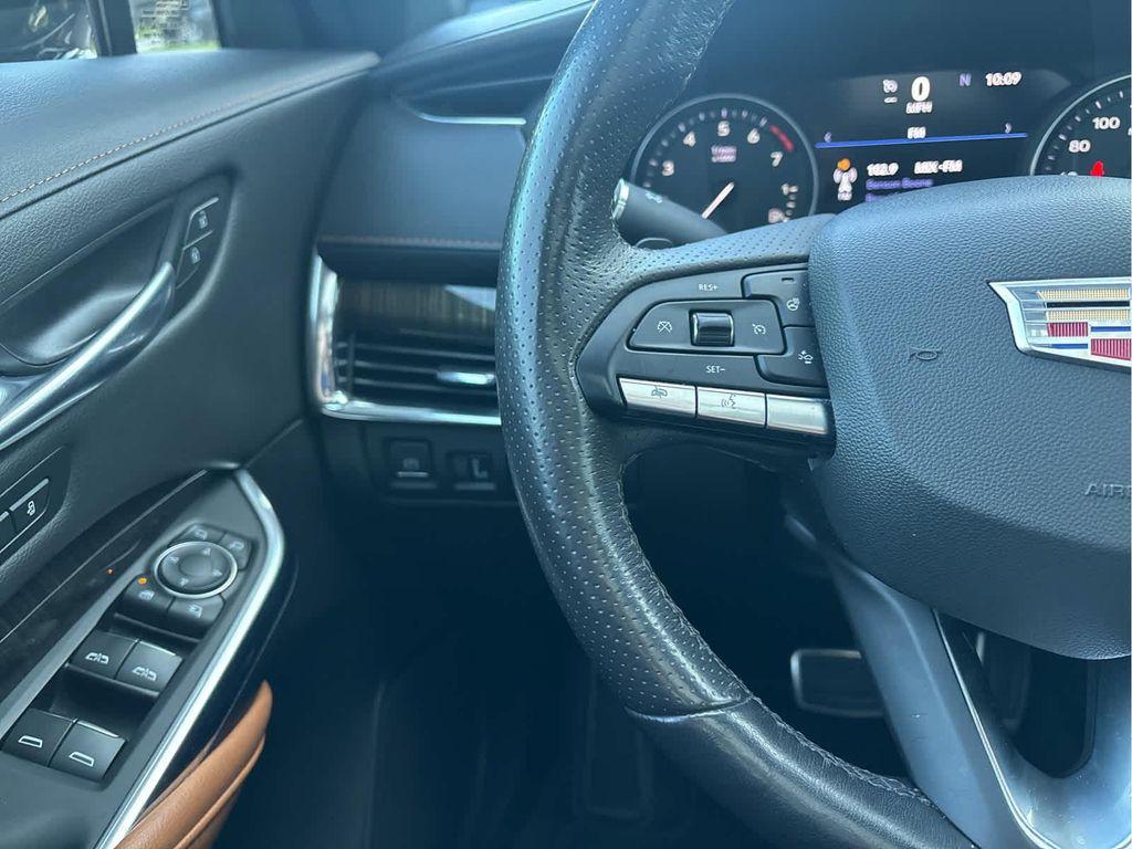 used 2020 Cadillac XT4 car, priced at $19,995