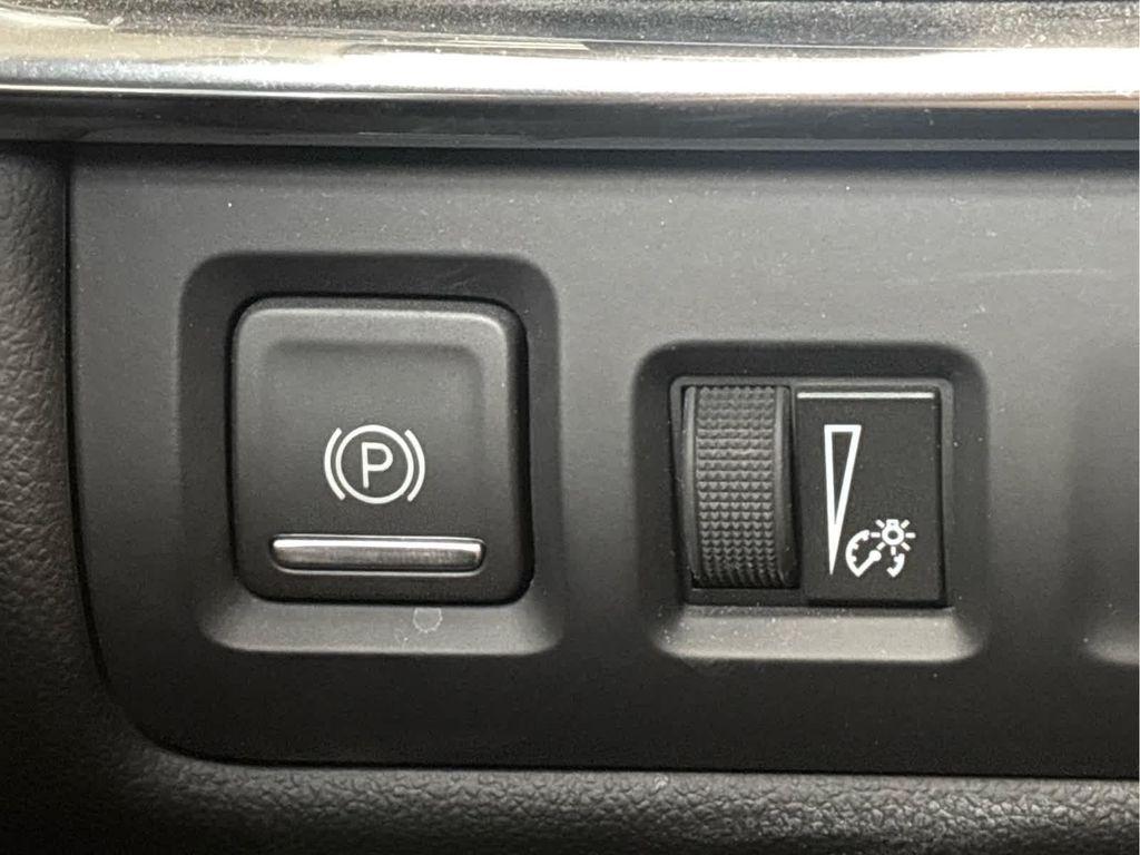 used 2019 Cadillac XT4 car, priced at $16,995