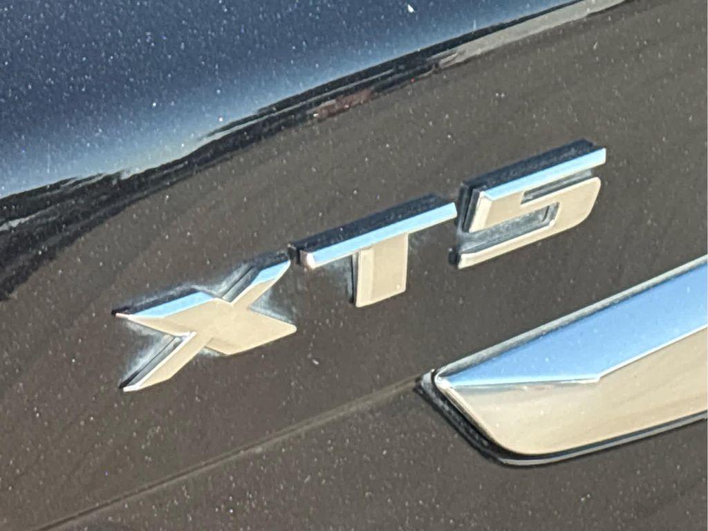 used 2018 Cadillac XT5 car, priced at $18,995