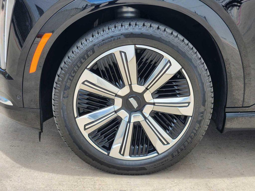 new 2025 Cadillac Escalade IQ car, priced at $149,990